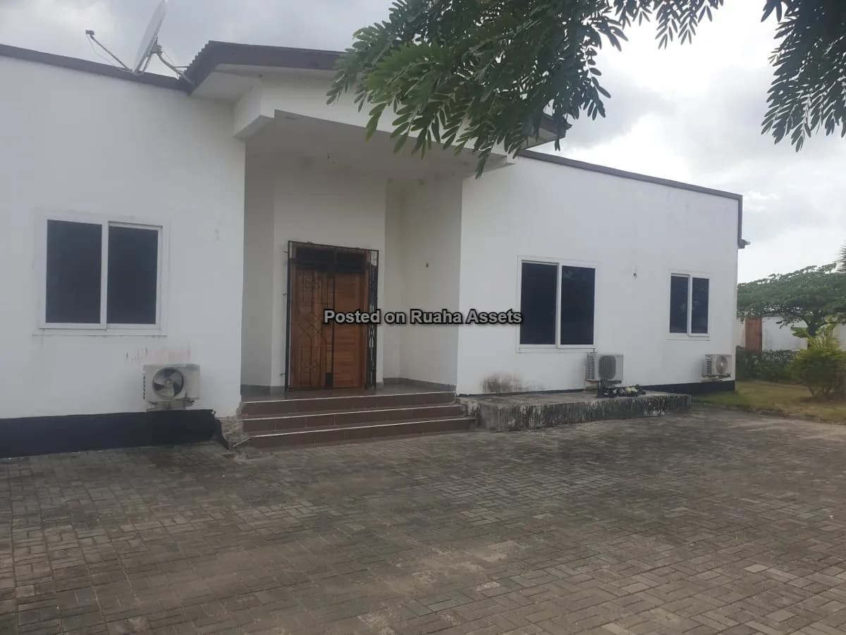 House and Apartments for Sale-Mapinga Secondary School, Mapinga Road