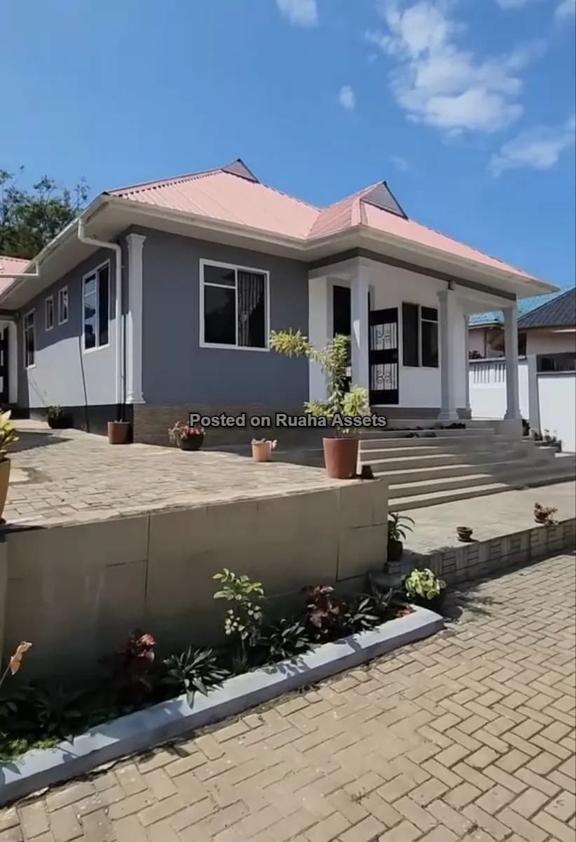 Nyumba ya Vyumba Vinne Inauzwa Goba