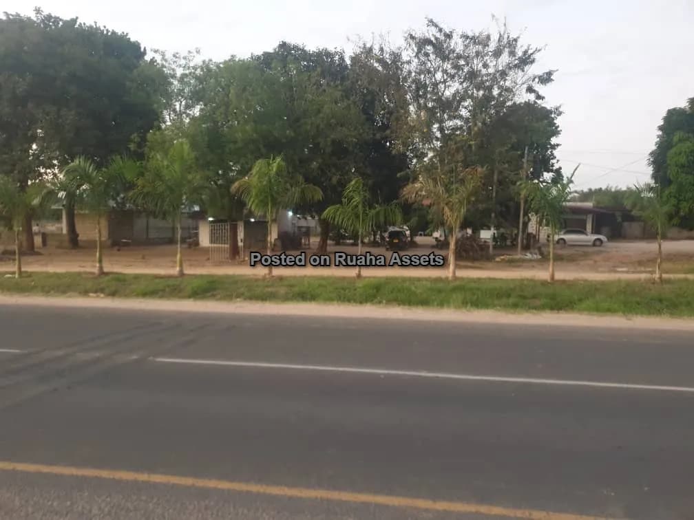 Plot along highway for sale at Mapinga 
