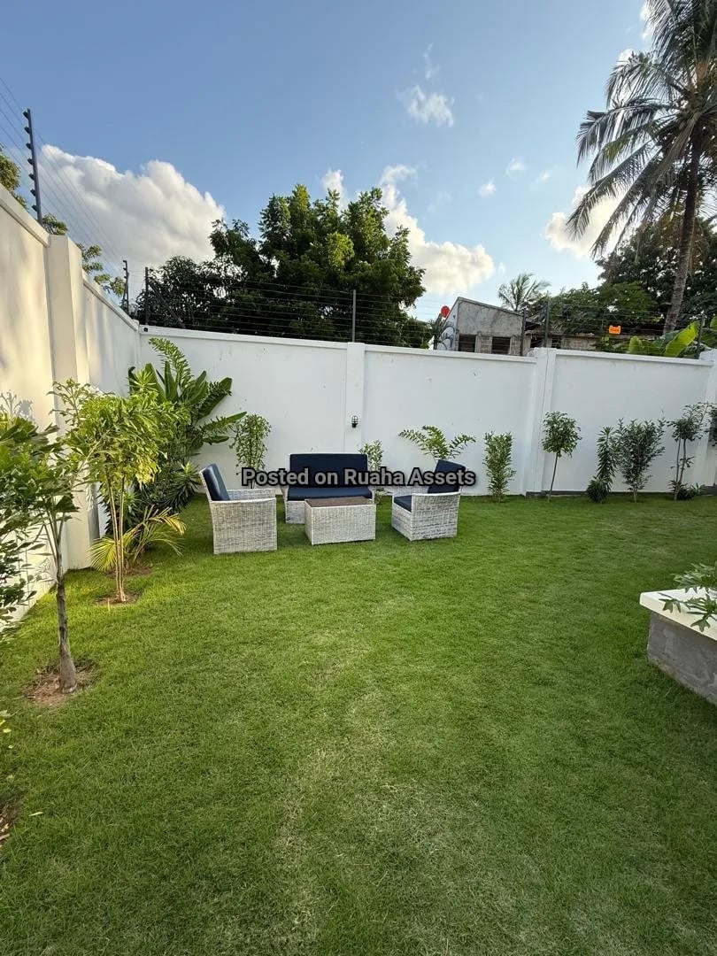 Cozy 2BHK AirBnB for rent at Goba  image 7