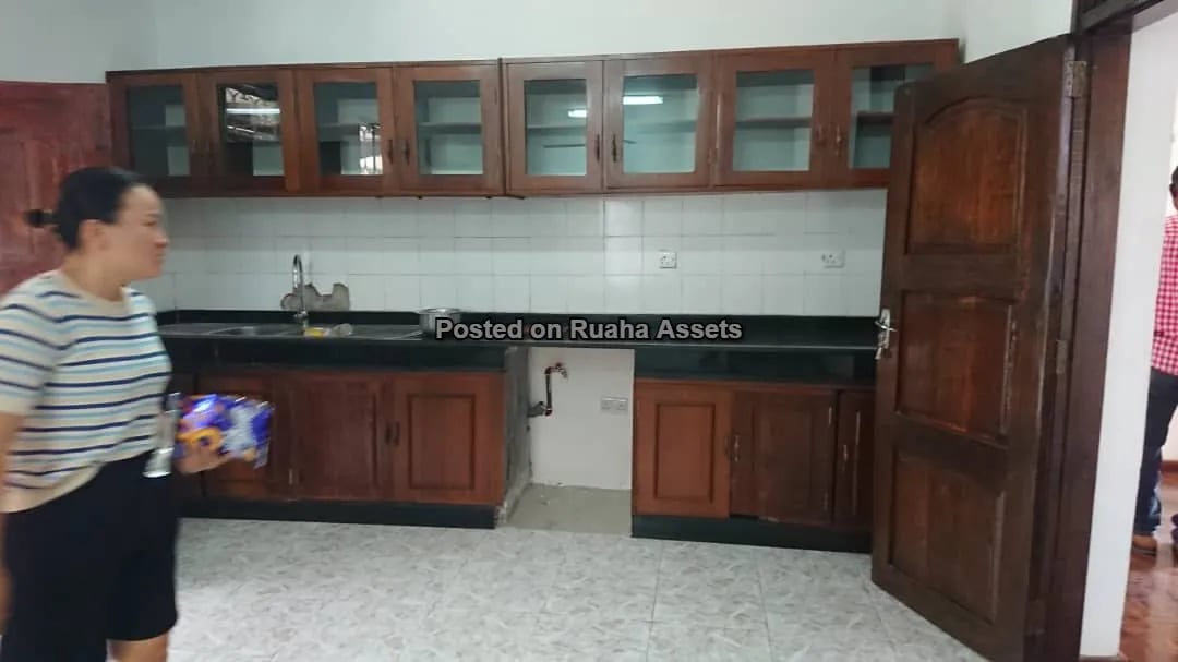 Unfurnished House for rent at Oysterbay, Dar es Salaam image 8