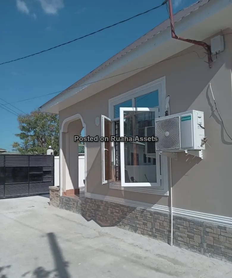 New Apartment For Rent image 3