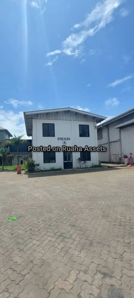 Godown Warehouse for rent Mbagala image 4