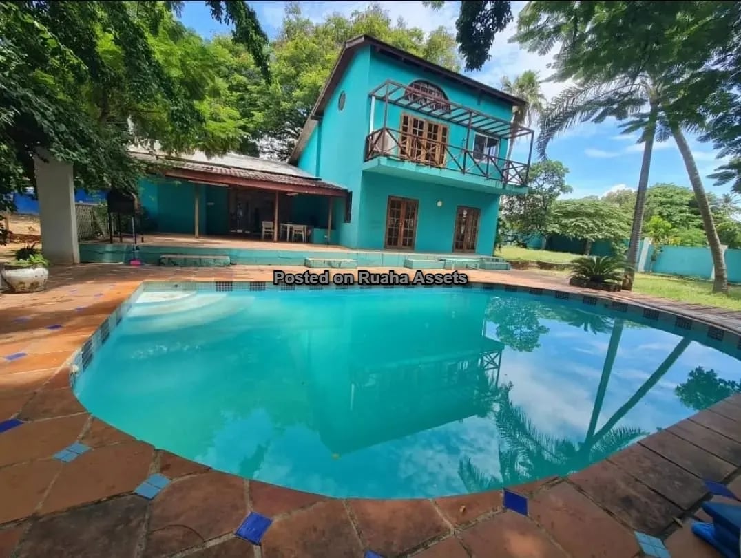 Mesmerizing Designed Two-Storey House for sale image 1