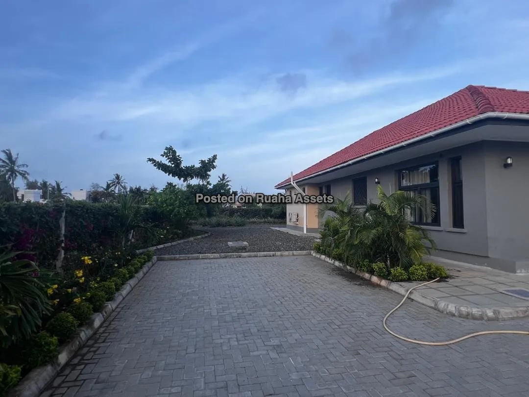 Bungalow in Gezaulole, Kigamboni, Dar es Salaam for Sale image 4