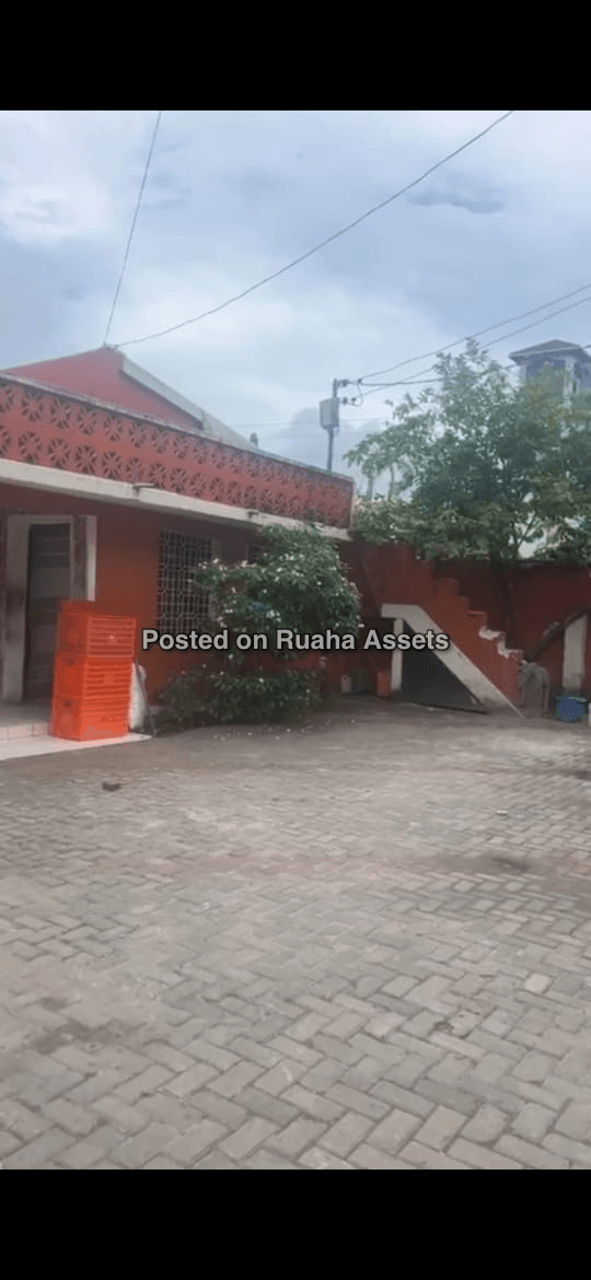 COMMERCIAL HOUSE FOR SALE IN MIKOCHENI B, NEAR CLOUDS image 2