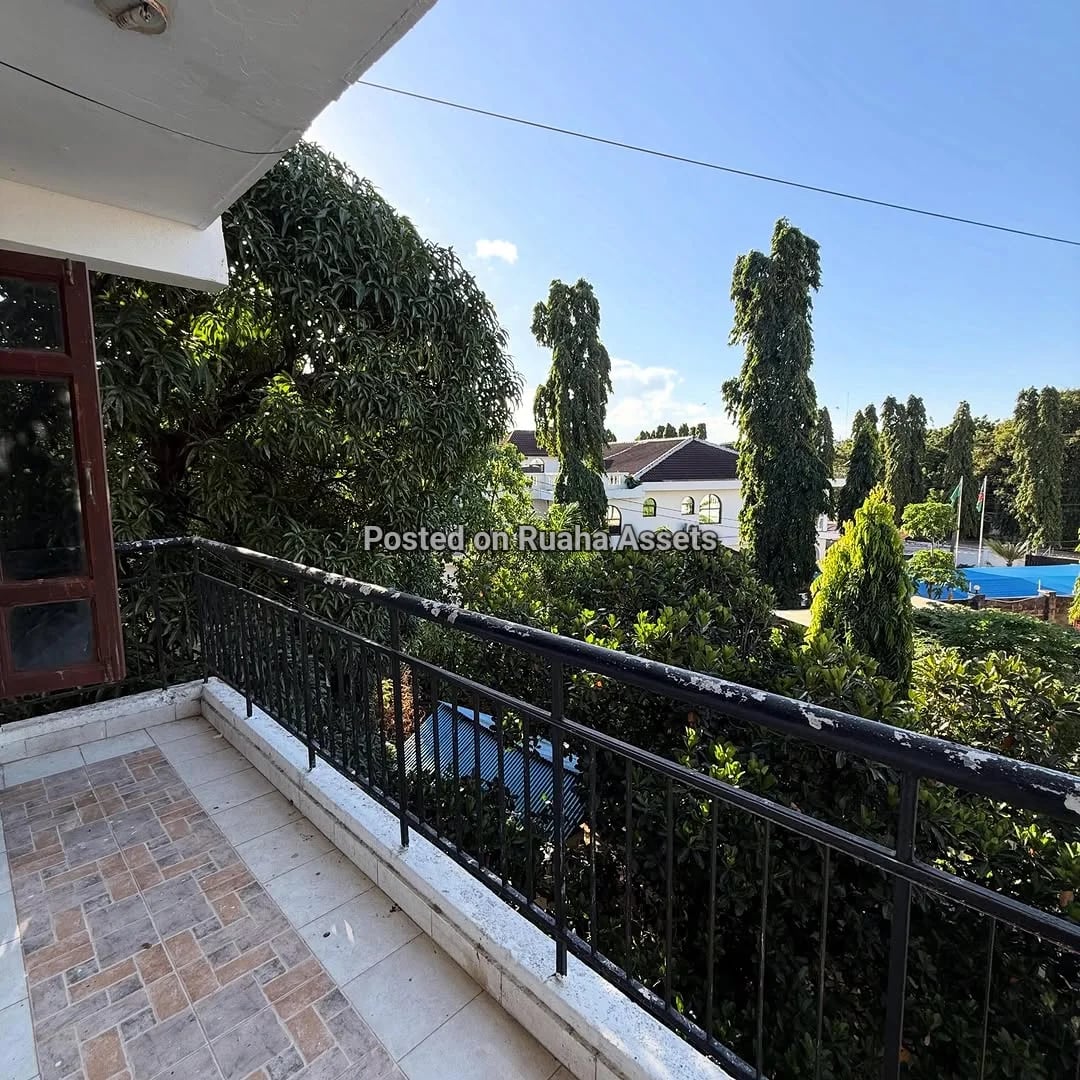 Unfurnished 3 bedrooms masaki for rent image 12