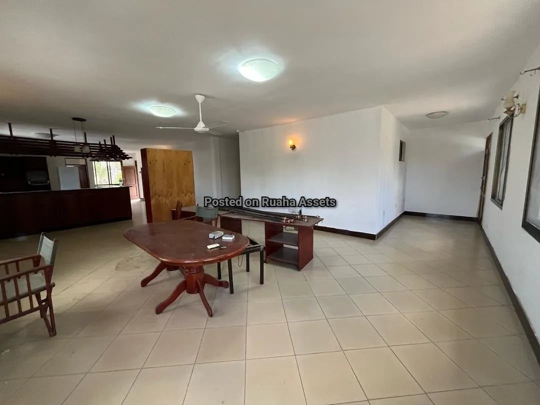 Huge House for rent at Masaki image 3