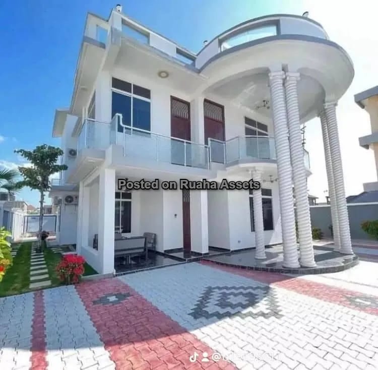 Mansion for sale at Mbweni Dar es Salaam image 8