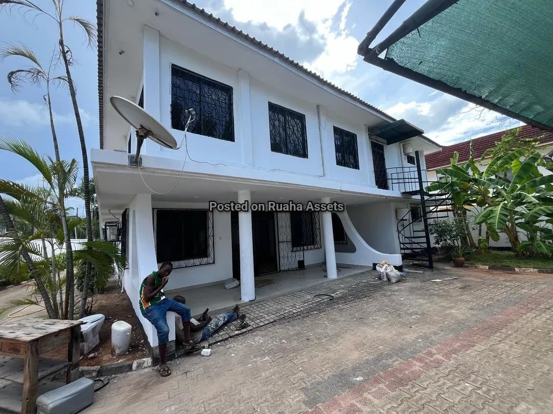 Huge House for rent at Masaki image 7