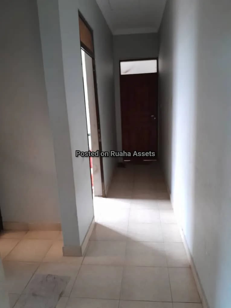 Nyumba inauzwa Boko Chama image 4