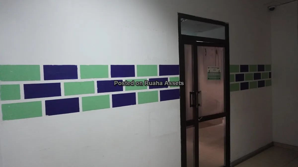 A Large Office Space For Rent image 9