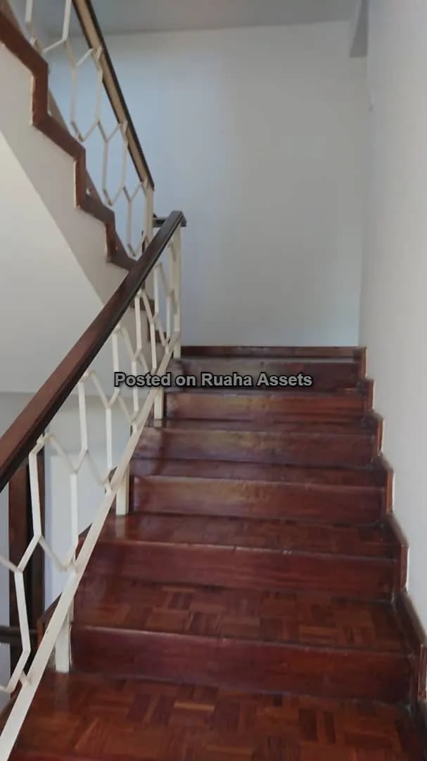 Unfurnished House for rent at Oysterbay, Dar es Salaam image 4