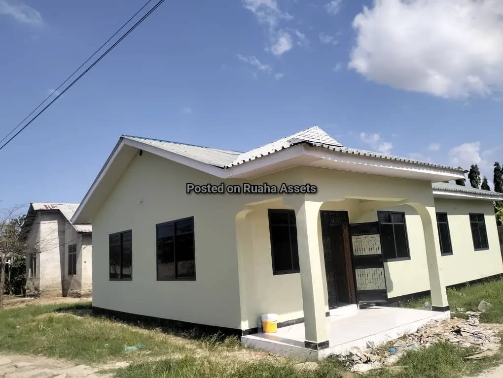 House for Sale Boko Magengeni image 2