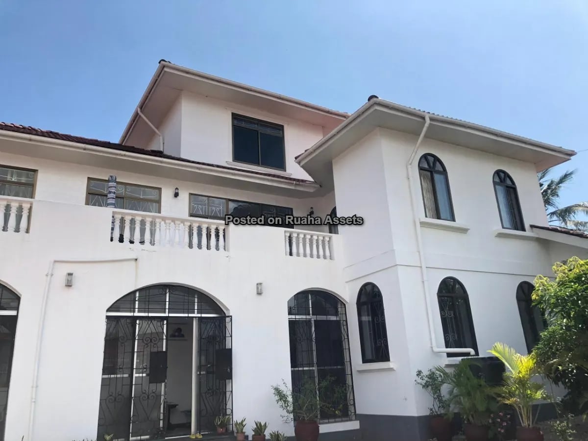 A beautiful one-storey residential house for sale at Tegeta Namanga, along Kiboko Street. image 9