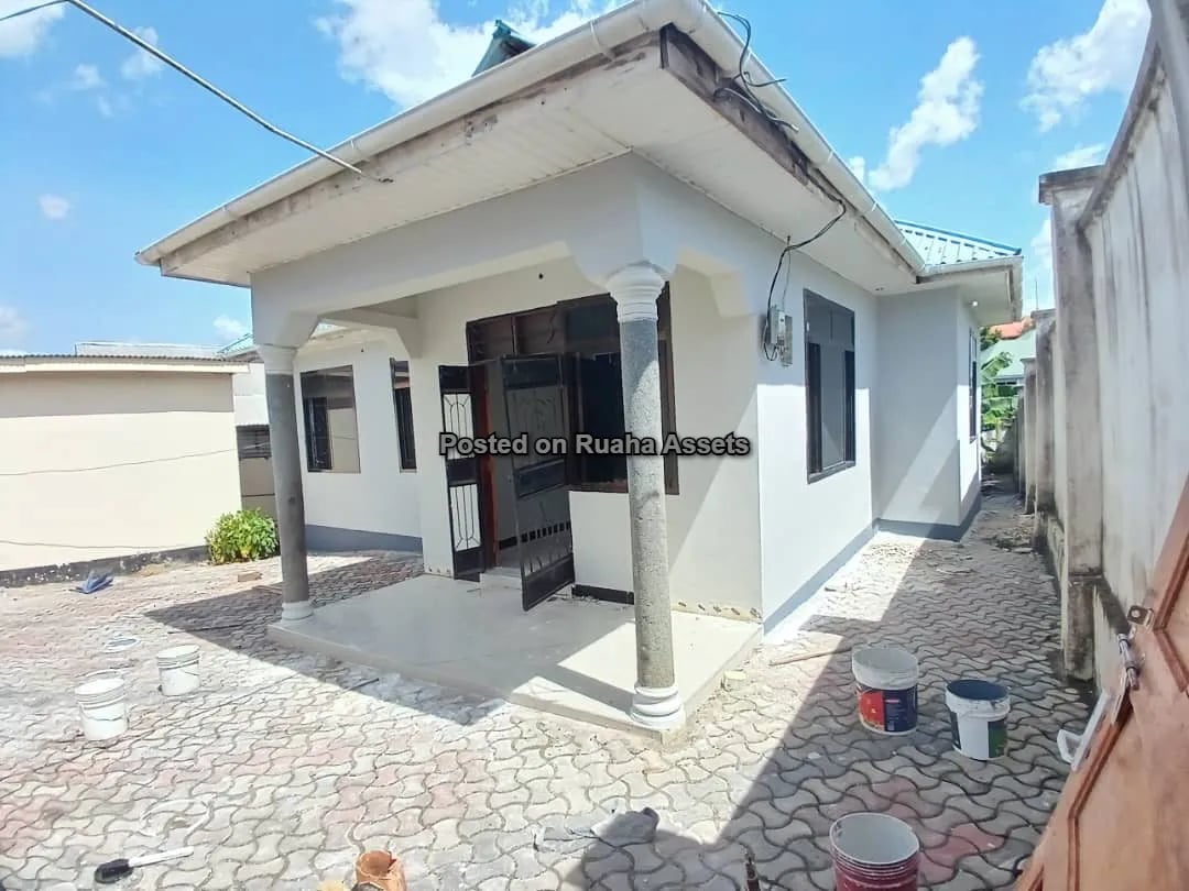 Nyumba inauzwa Mbezi Mwisho Stendi ya Magufuli image 2