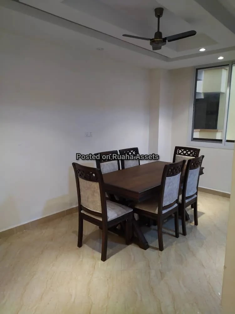 3 Bedroom Penthouse for rent Upanga image 6
