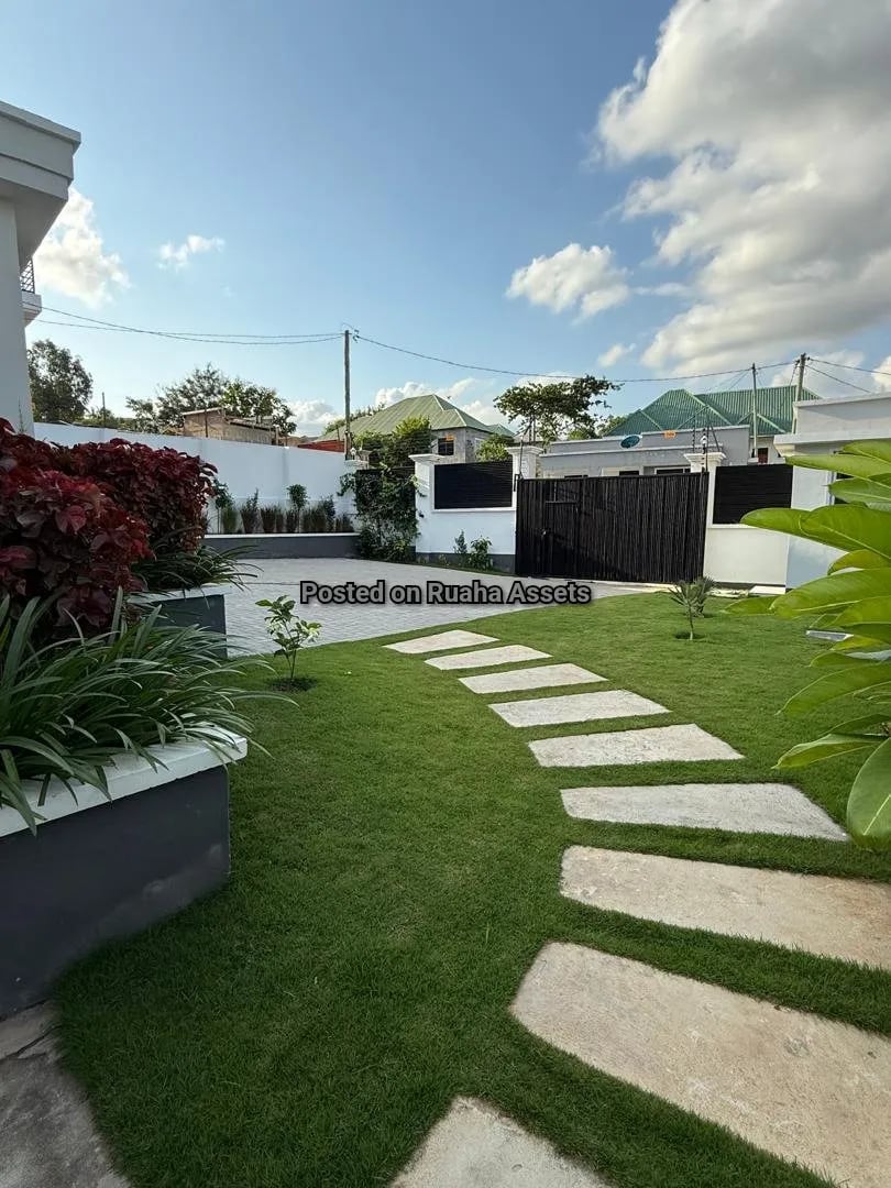 Cozy 2BHK AirBnB for rent at Goba  image 10