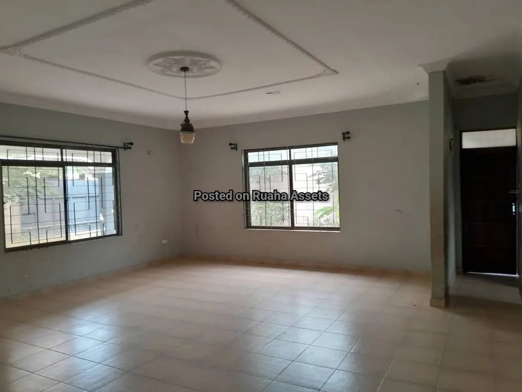 Nyumba inauzwa Boko Chama image 7