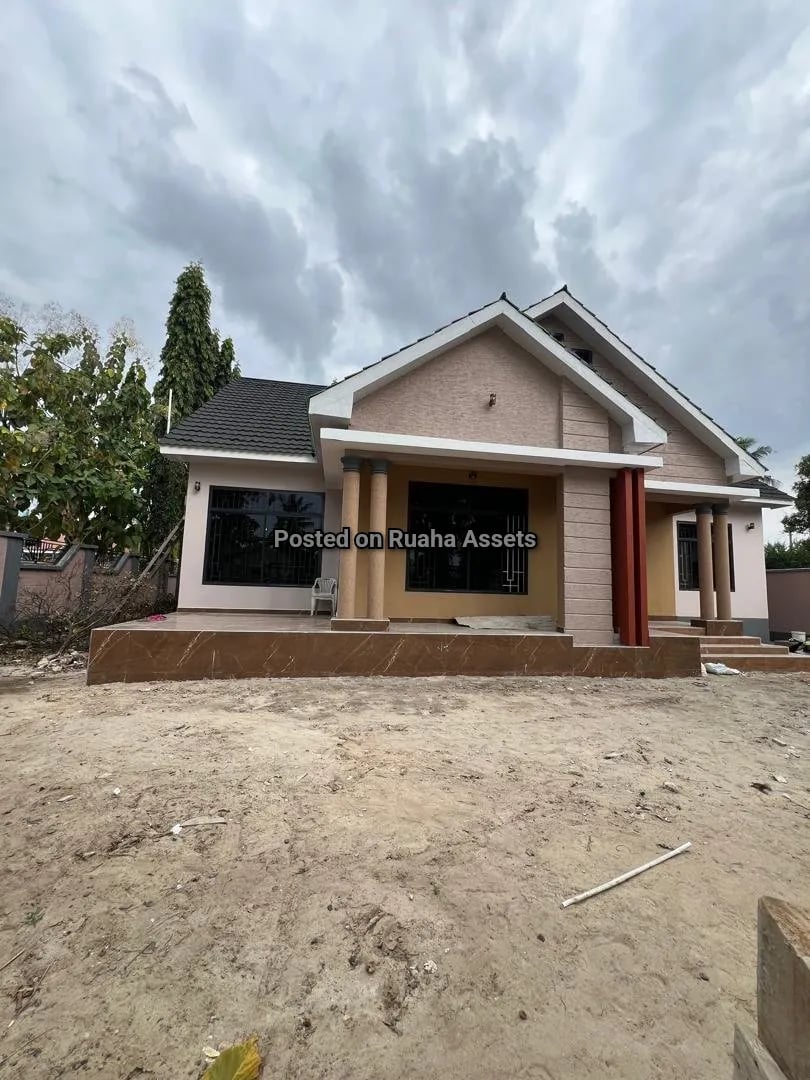Brand New 3 Bedroom House for Sale at Ununio Beach image 4