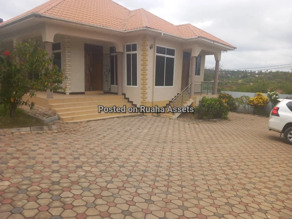 Hose for Sale at Salasala image 3