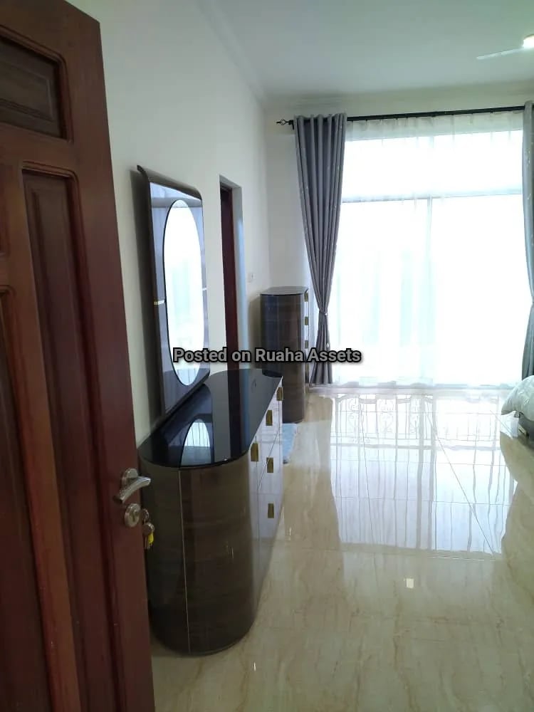 3 Bedroom Penthouse for rent Upanga image 3