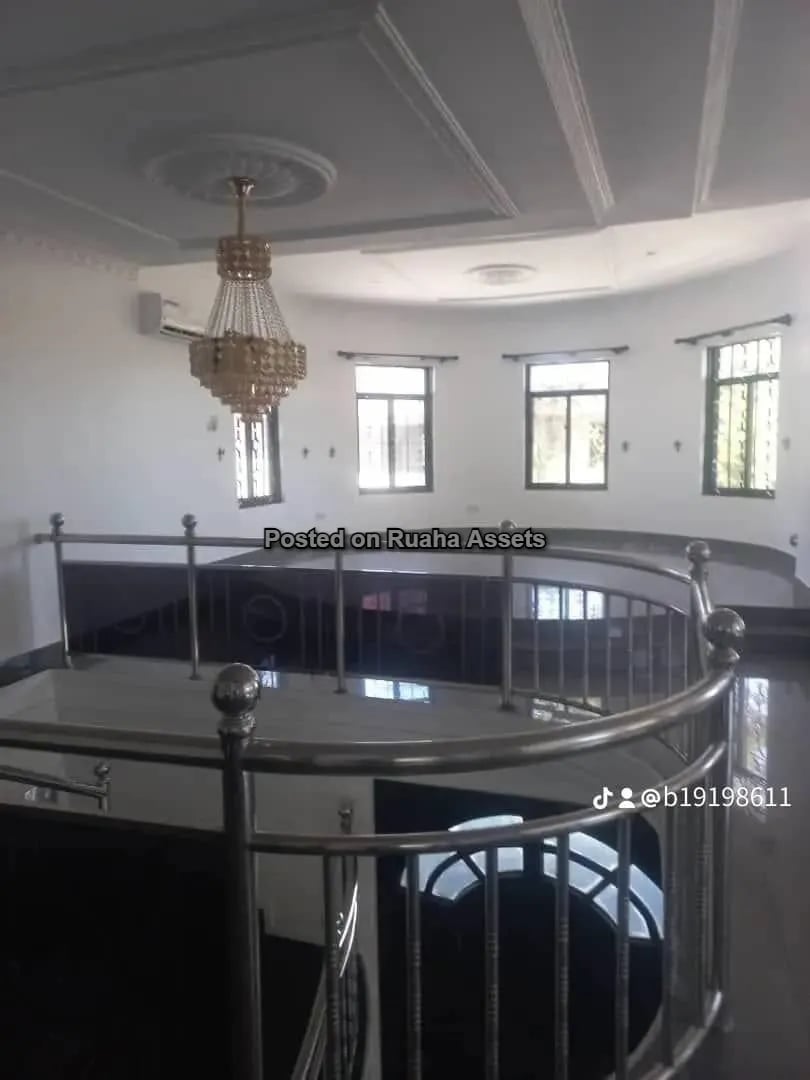 Stunning One - Storey House For Sale image 4