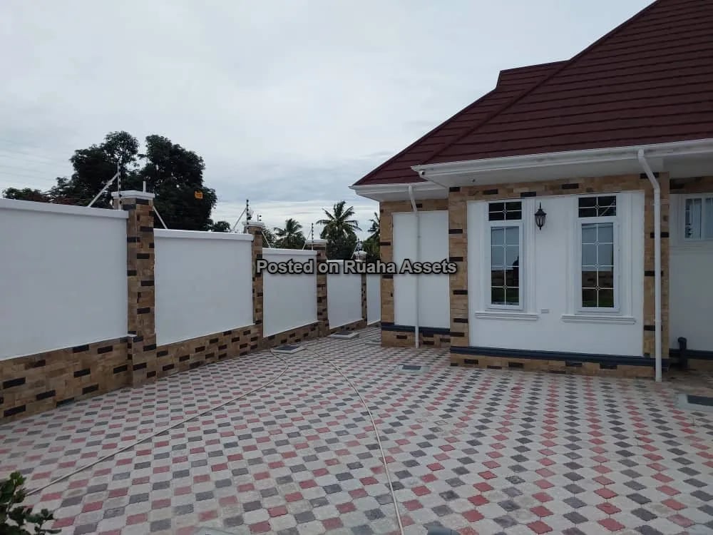 A Dazzling Stand alone House for Sale image 1