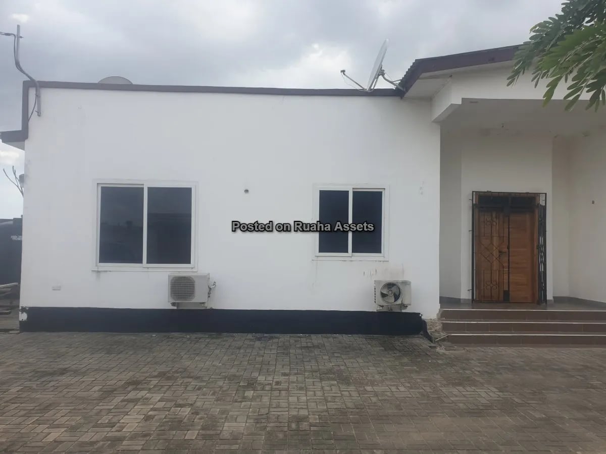 Nyumba Inauzwa Mapinga image 9