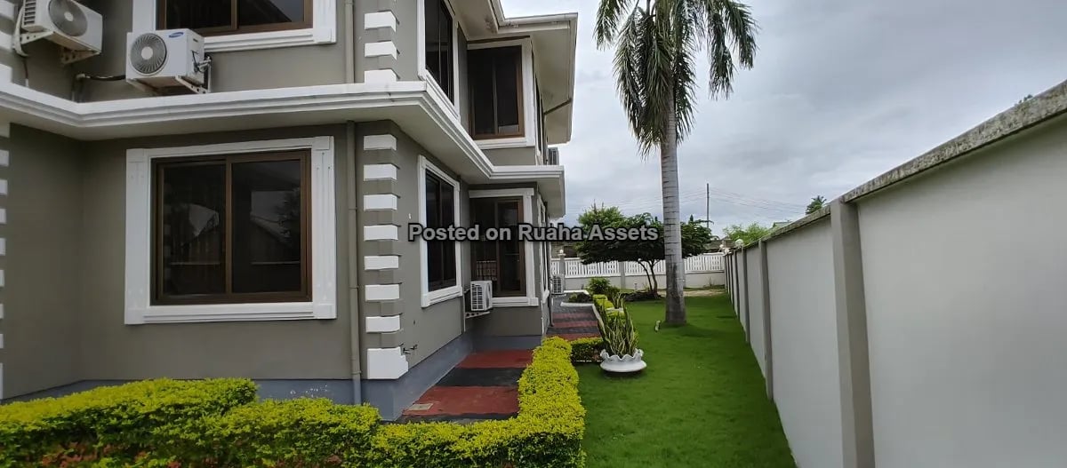 Big 2 storey flat for sale at Bahari Beach Dar es Salaam image 6