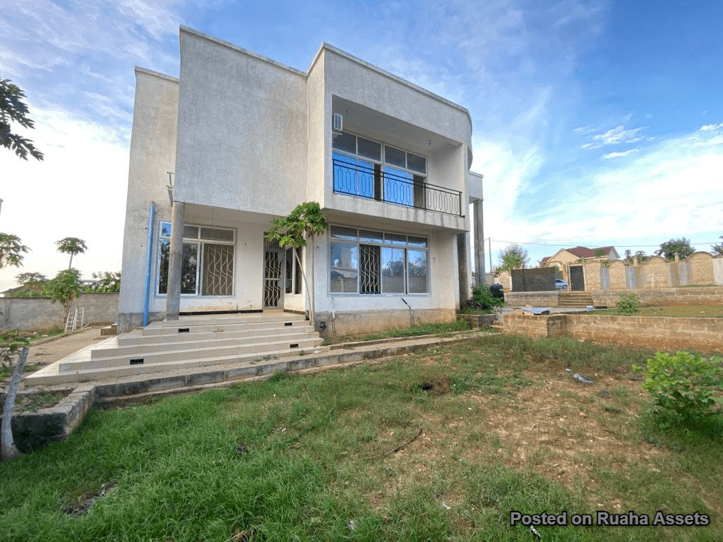 Modern House for Sale at Bunju Beach image 2