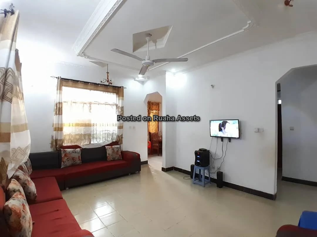 A Stunning House for Sale image 10