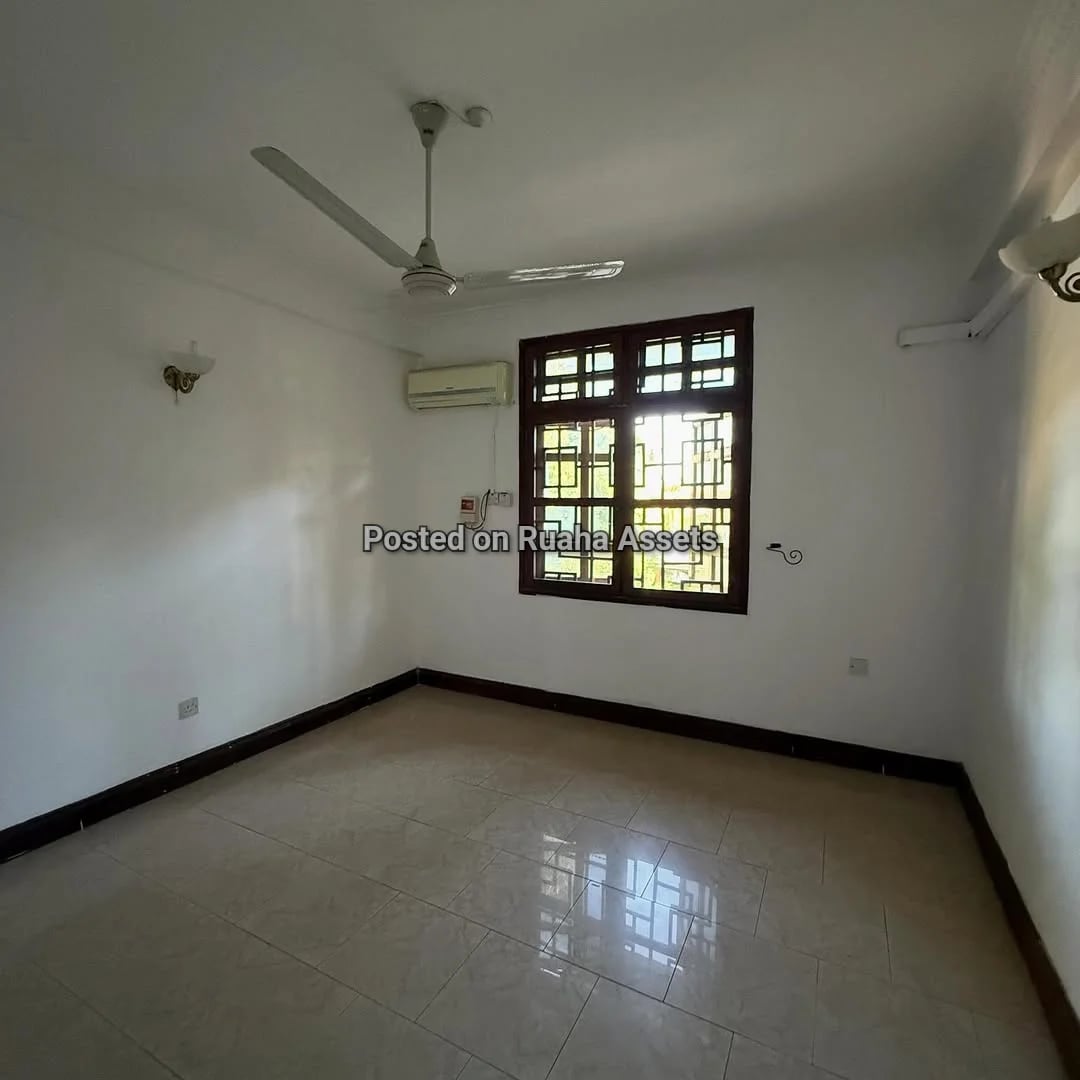Unfurnished 3 bedrooms masaki for rent image 11
