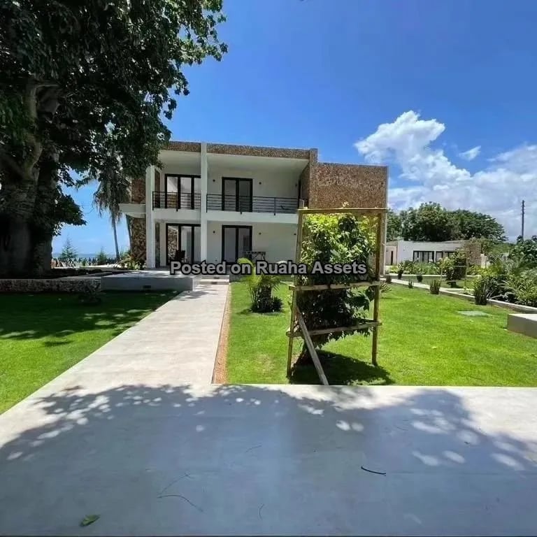 Beach Front House for sale in Dar es Salaam image 2