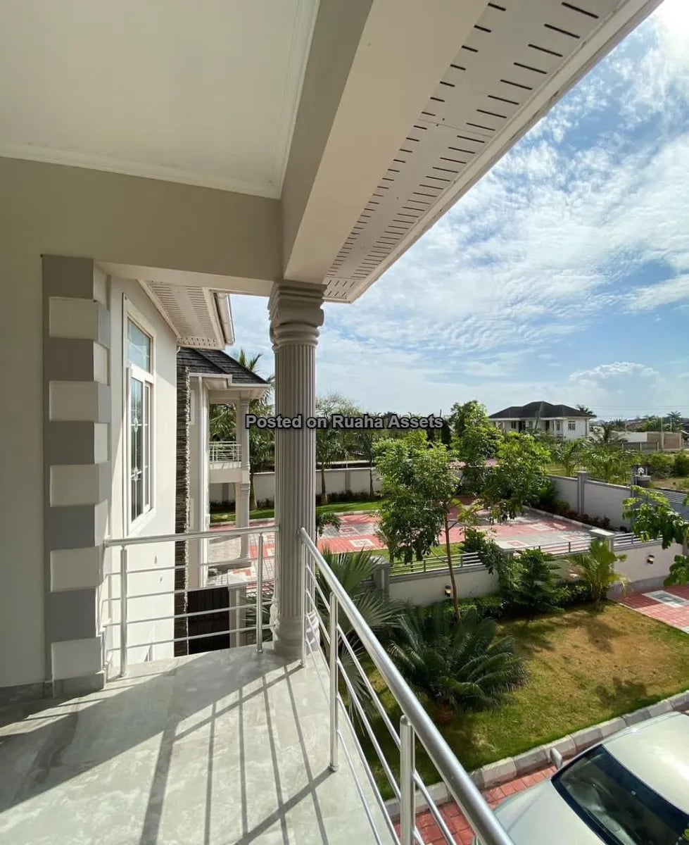 One storey - house for rent image 4