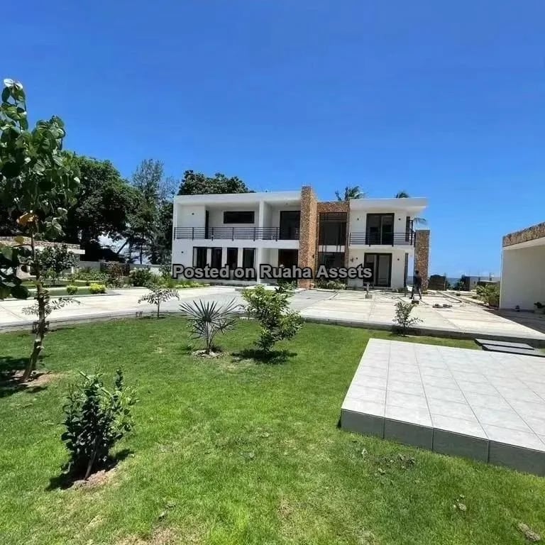 Beach Front House for sale in Dar es Salaam image 1