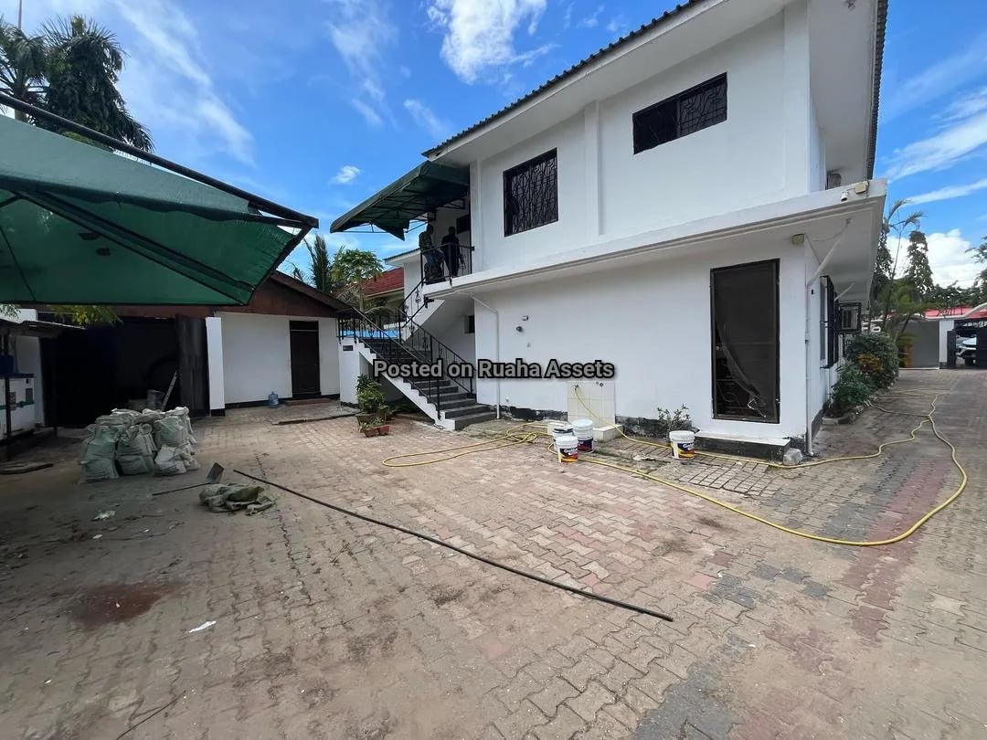Huge House for rent at Masaki image 5