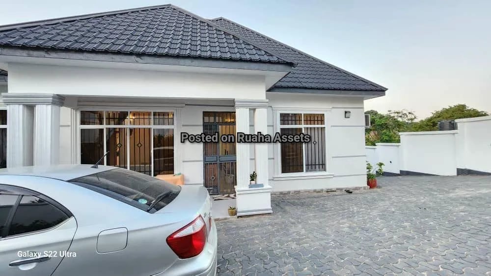 Nyumba inauzwa Mbezi Beach Africana image 4