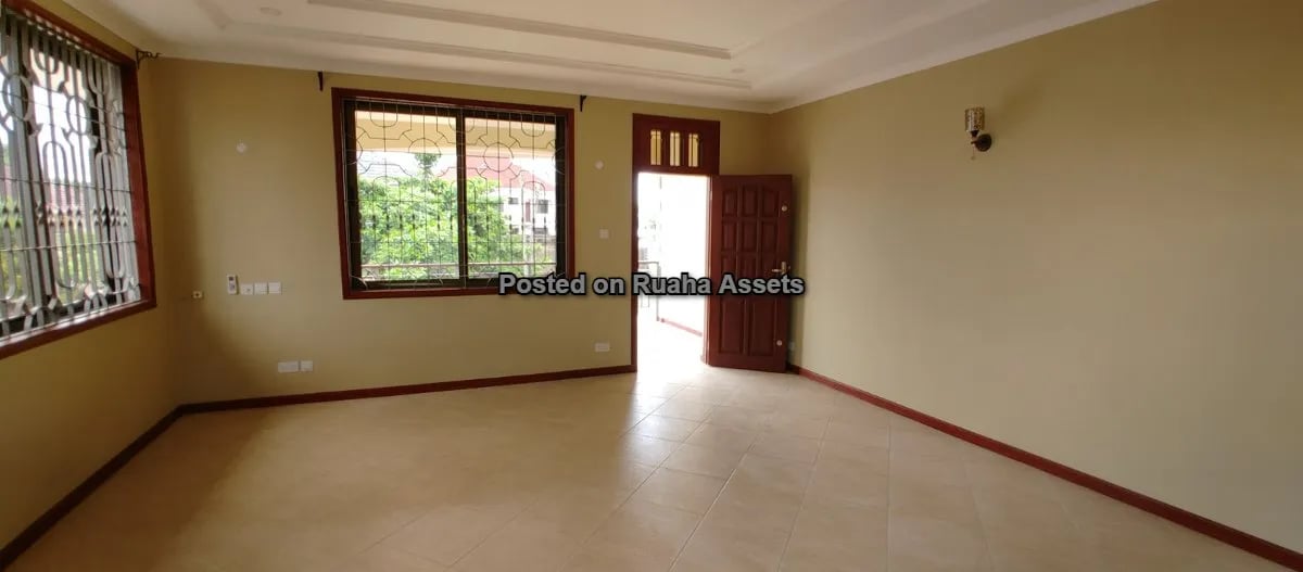 Big 2 storey flat for sale at Bahari Beach Dar es Salaam image 11