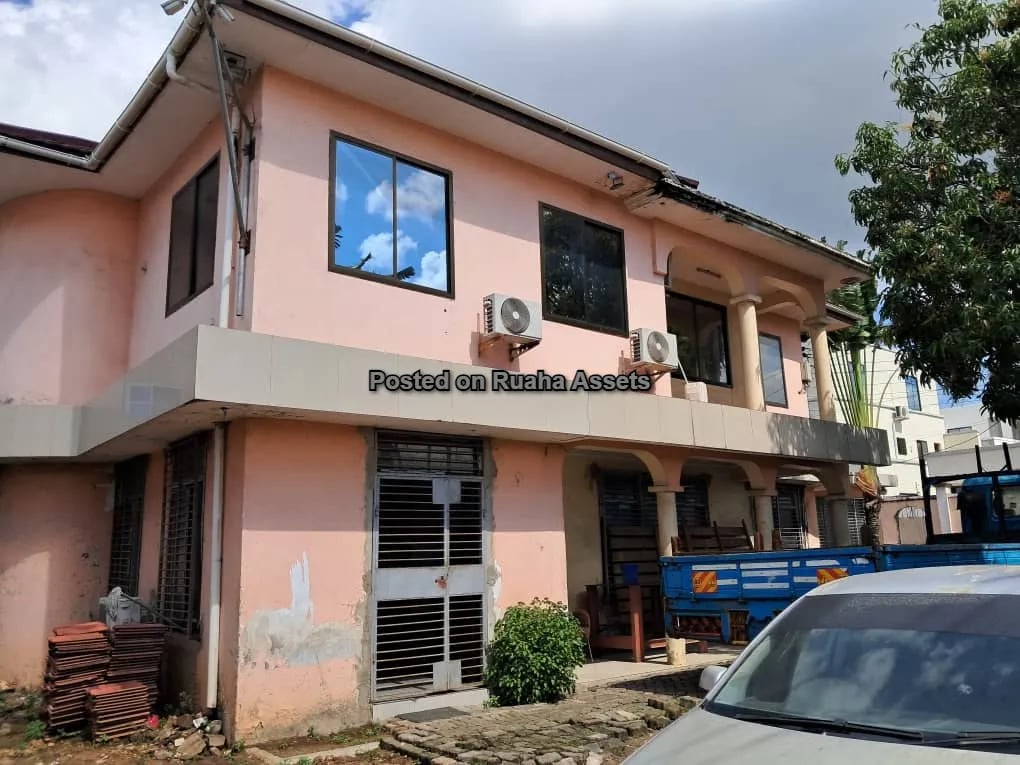 A Stunning Two-Storey House For Sale image 3