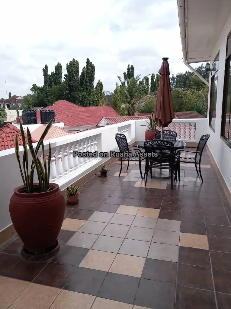 A beautiful one-storey residential house for sale at Tegeta Namanga, along Kiboko Street. image 3