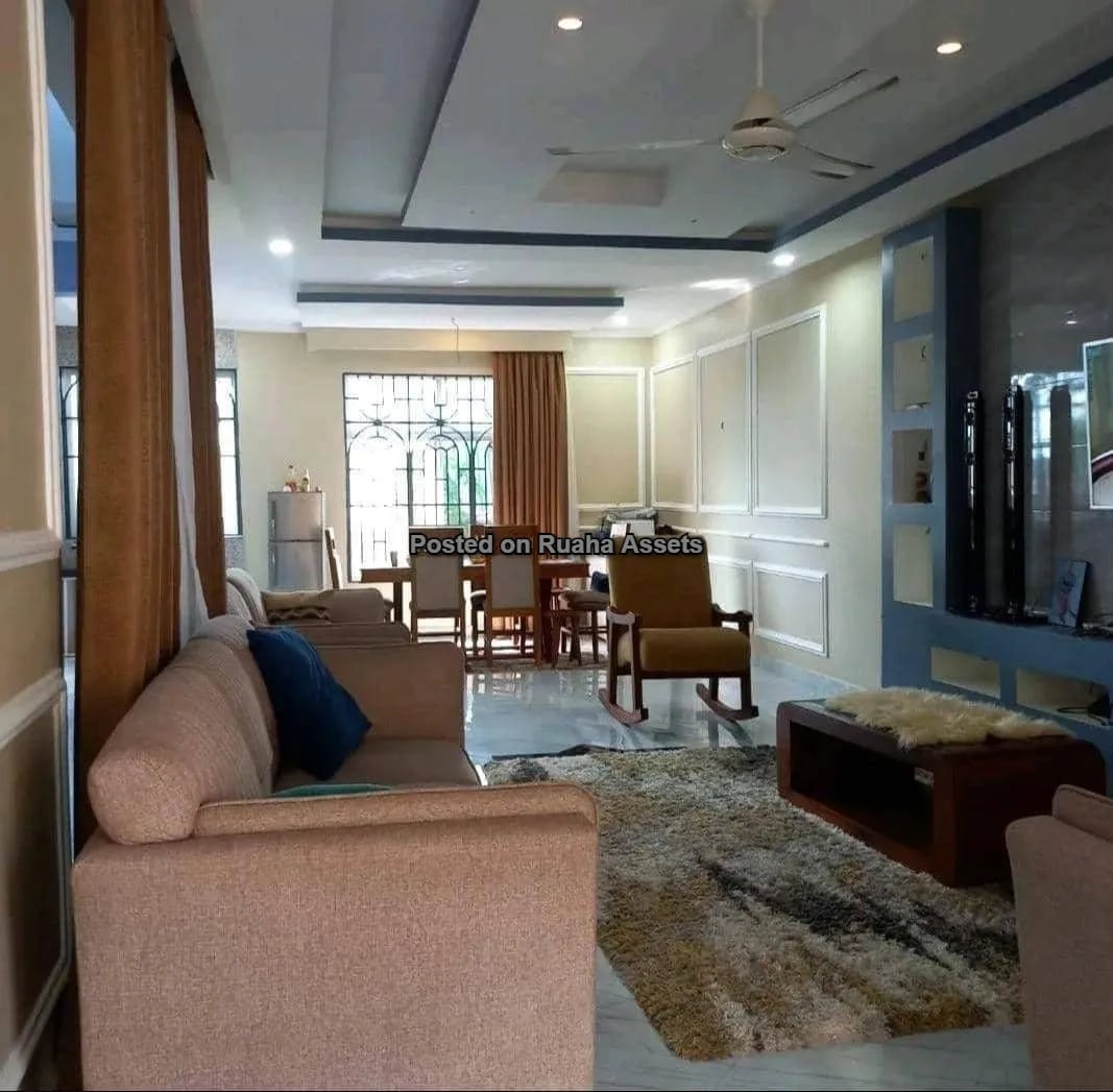 A Classic House For Sale image 6