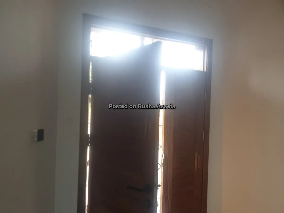 Nyumba Inauzwa Mapinga image 6