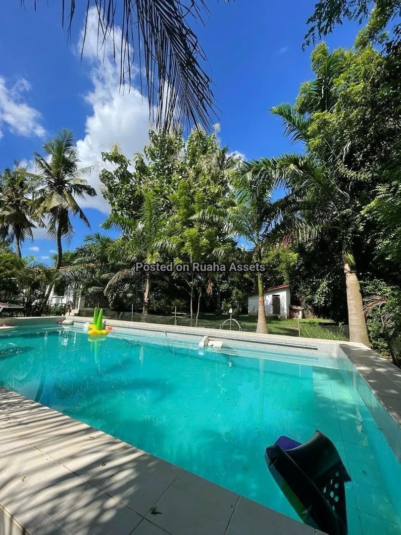 Prime Property for Sell at Bahari Beach image 3