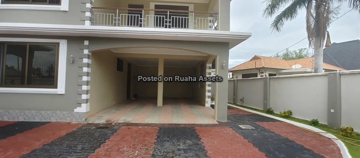 Big 2 storey flat for sale at Bahari Beach Dar es Salaam image 7