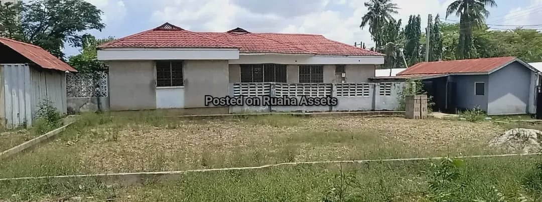 Nyumba corner plot inauzwa Victoria image 5