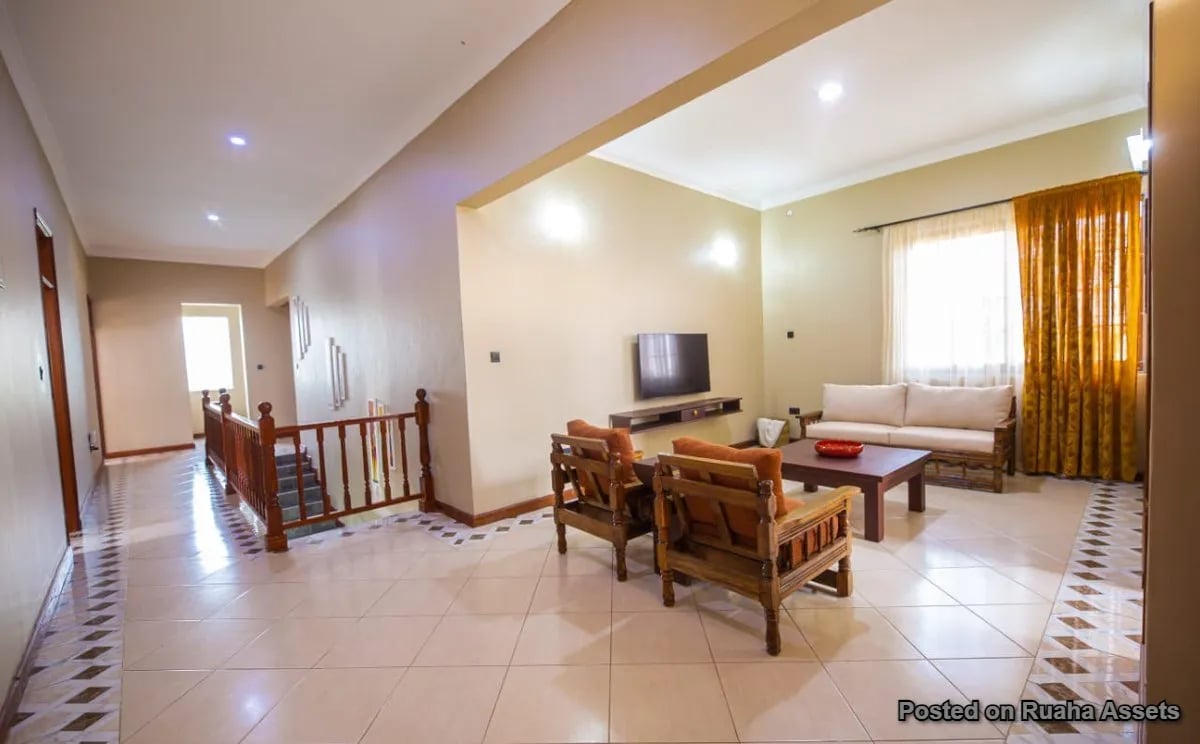Lerai Luxury Homes image 9