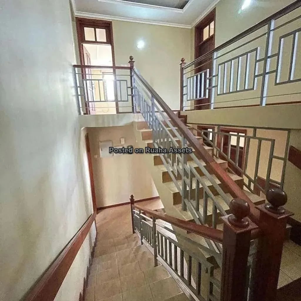 Big 2 storey flat for sale at Bahari Beach Dar es Salaam image 3