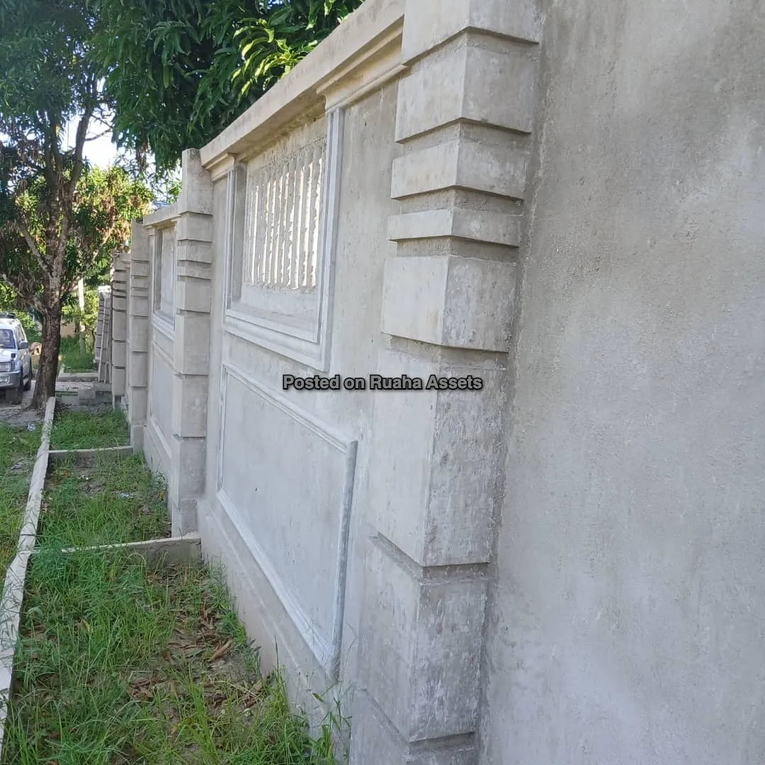 A Grand 5-Bedroom Residence on Expansive Grounds for Sale - Kinyerezi, Dar Es Salaam image 8