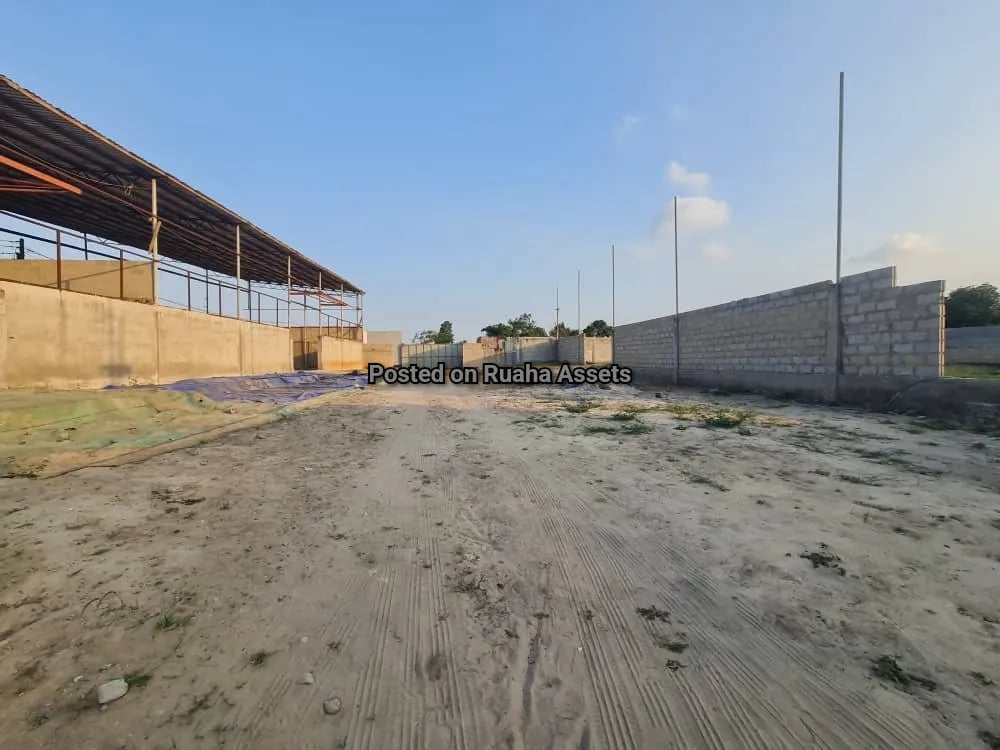 Eneo la Kiwanda Linauzwa Kibaha  image 9